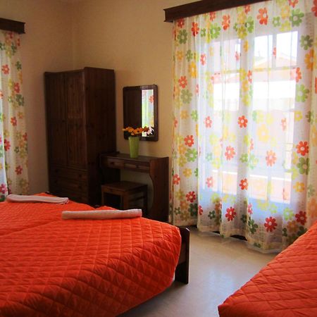Varvara Studios & Apartments I Peroulades  Екстер'єр фото