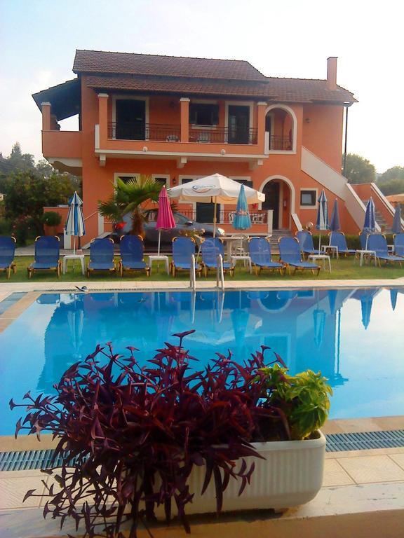 Varvara Studios & Apartments I Peroulades  Екстер'єр фото