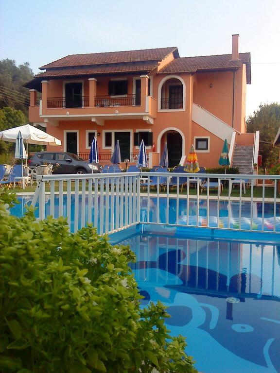 Varvara Studios & Apartments I Peroulades  Екстер'єр фото
